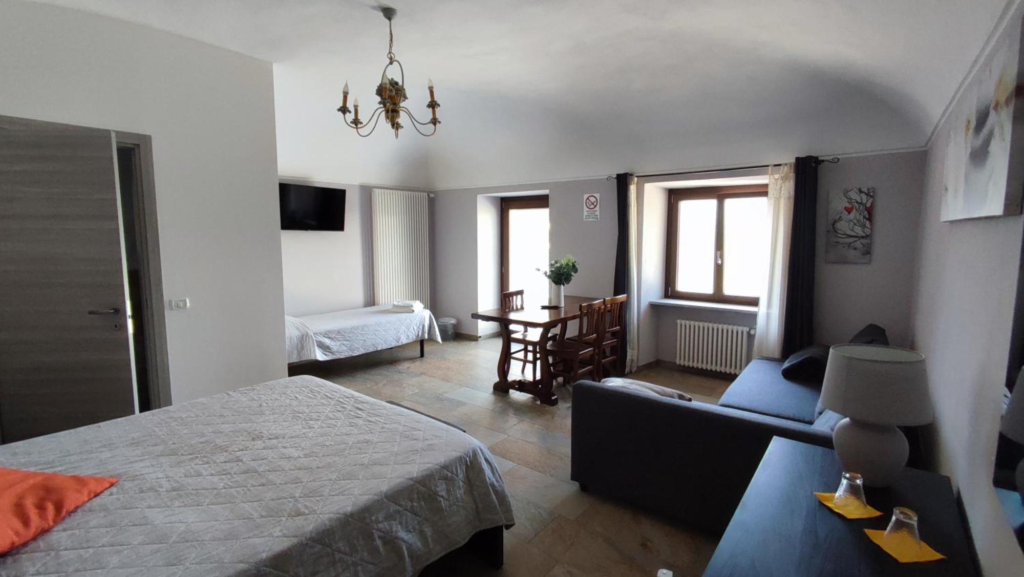 مبيت وإفطار فيفيروني Nautica Tarello - Casa Ena Beb المظهر الخارجي الصورة
